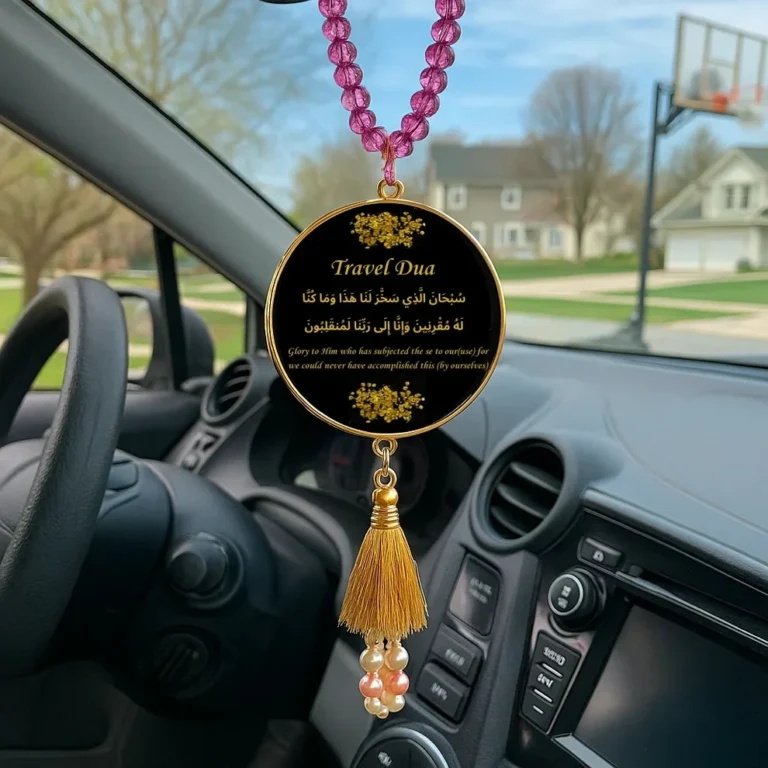 Islamic_car_hanger_with_Travel_Dua_in_gold_calligraphy_on_black_resin_pendant